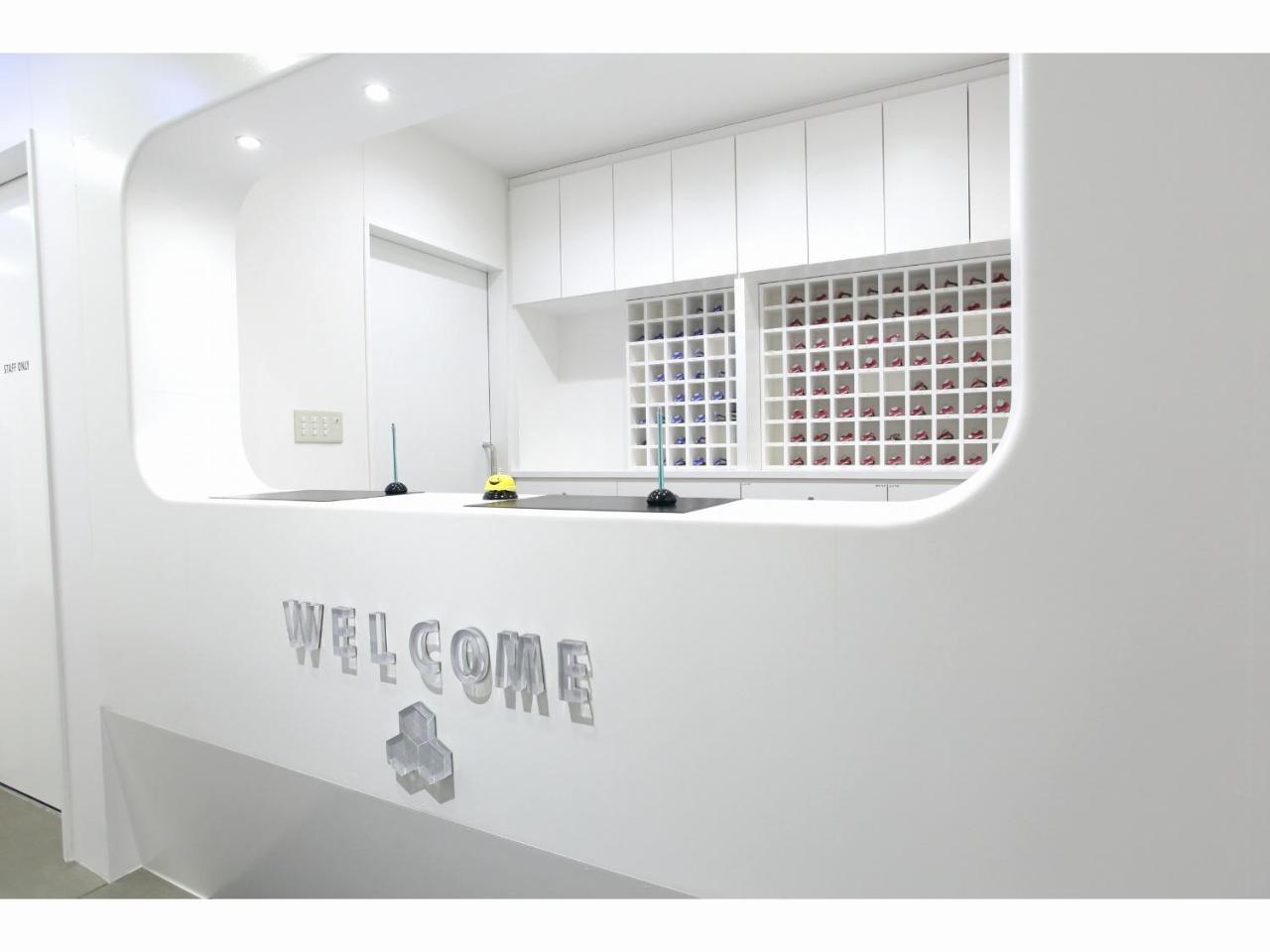 Capsule Hotel Valie Ebisucho Osaka Exterior photo